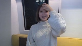 【原档首发】他可以抓住那些屁股脸颊并钻进那湿漉漉的阴户！